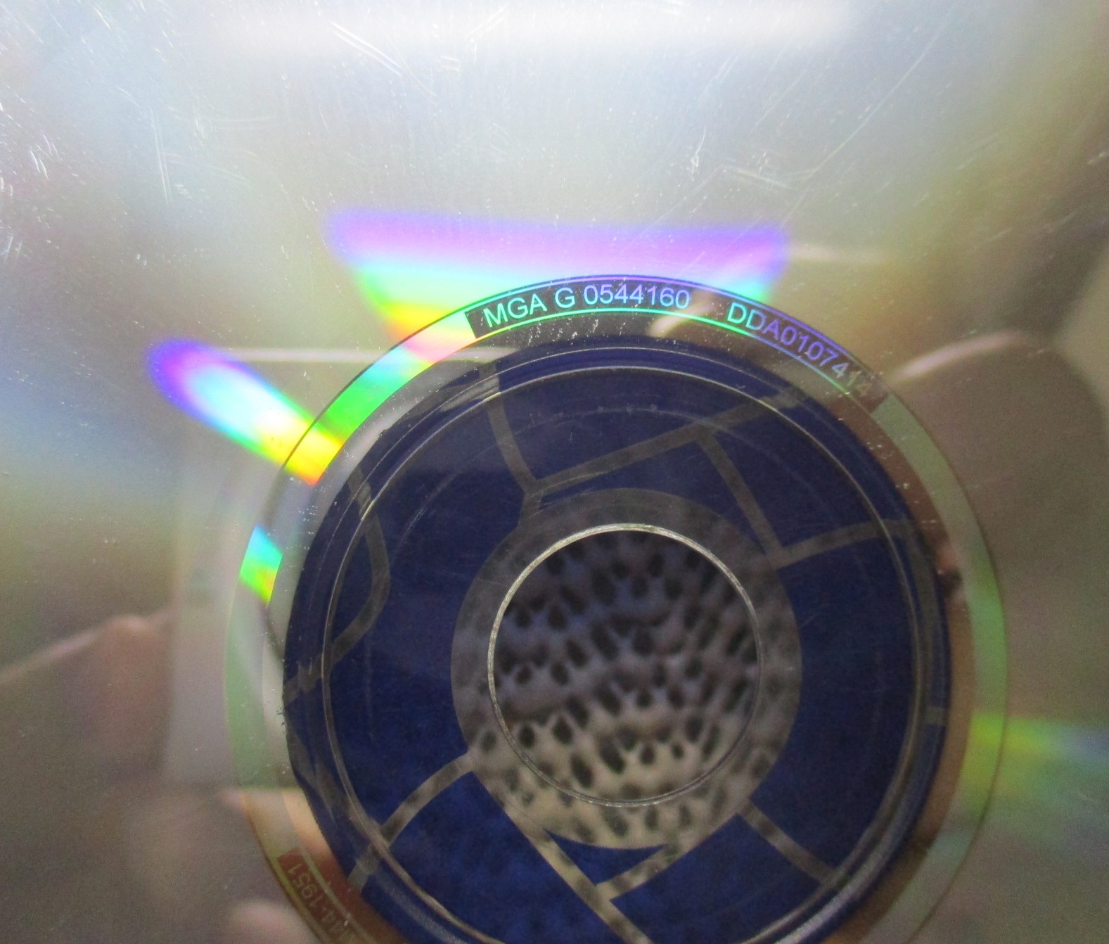 ซีดีเพลงไทยสากล รวมเพลงดัง อัลบั้ม เชียร์ CHEER // ปกสวย แผ่นสวย มีรอยประปราย