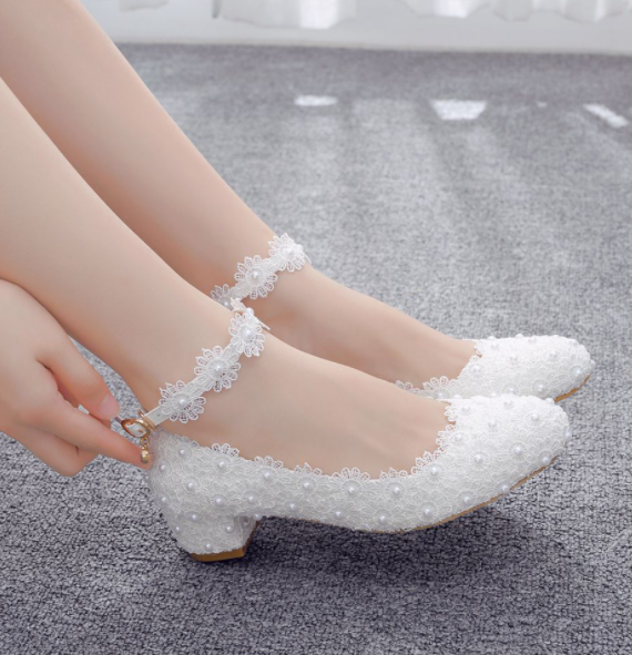 รองเท้าเจ้าสาวส้นเตี้ยสีขาว ไซต์ 34-42 มี 4 แบบ