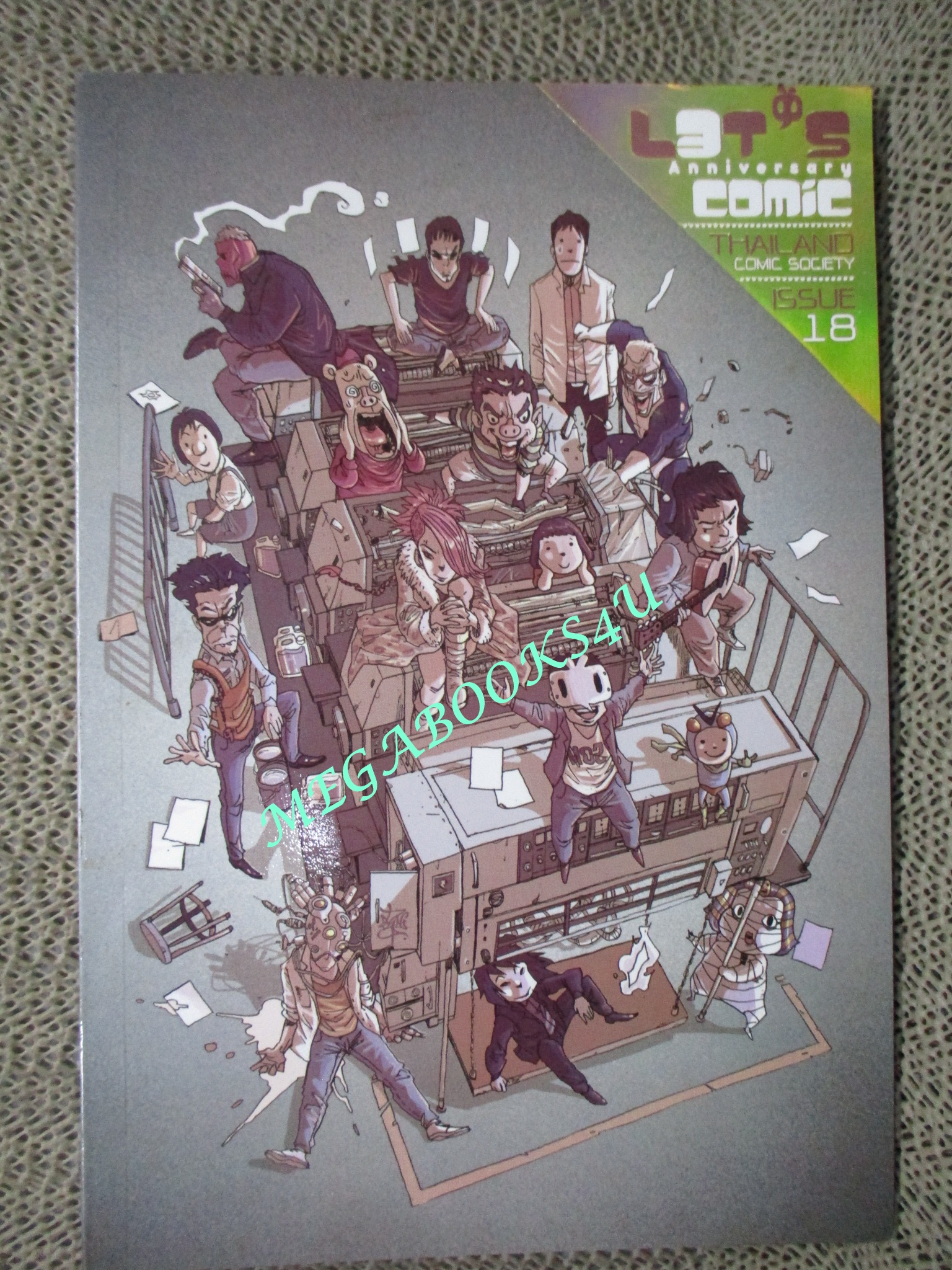การ์ตูนบ้าน Lets Comic ISSUE 18 3rd anniversary (หนังสือมือสอง) (สภาพ 80-95%)