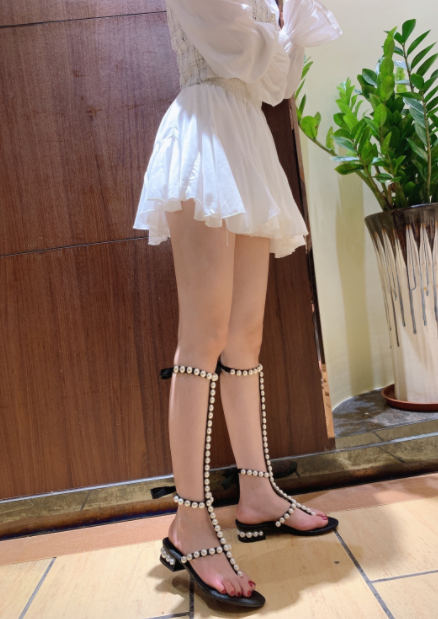 รองเท้า Gladiator รุ่นหมุดมุขยาวสีดำ/ครีม ไซต์ 35-40