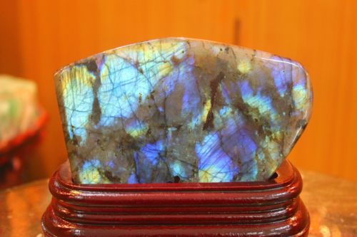 ลาบาโดไลต์ ( Labrdorite )