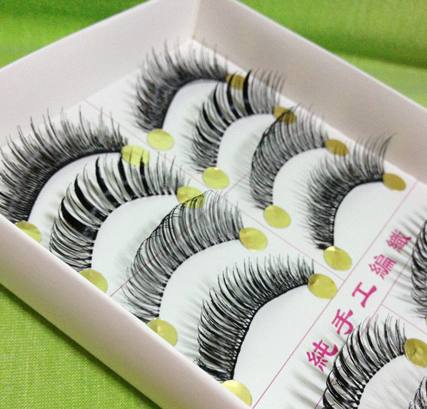 MIX-2# ขนตามิก (ขายปลีก) มี 10 คู่ 10 รุ่น (มีเปลี่ยนเเบบบางคู่บ้าง)