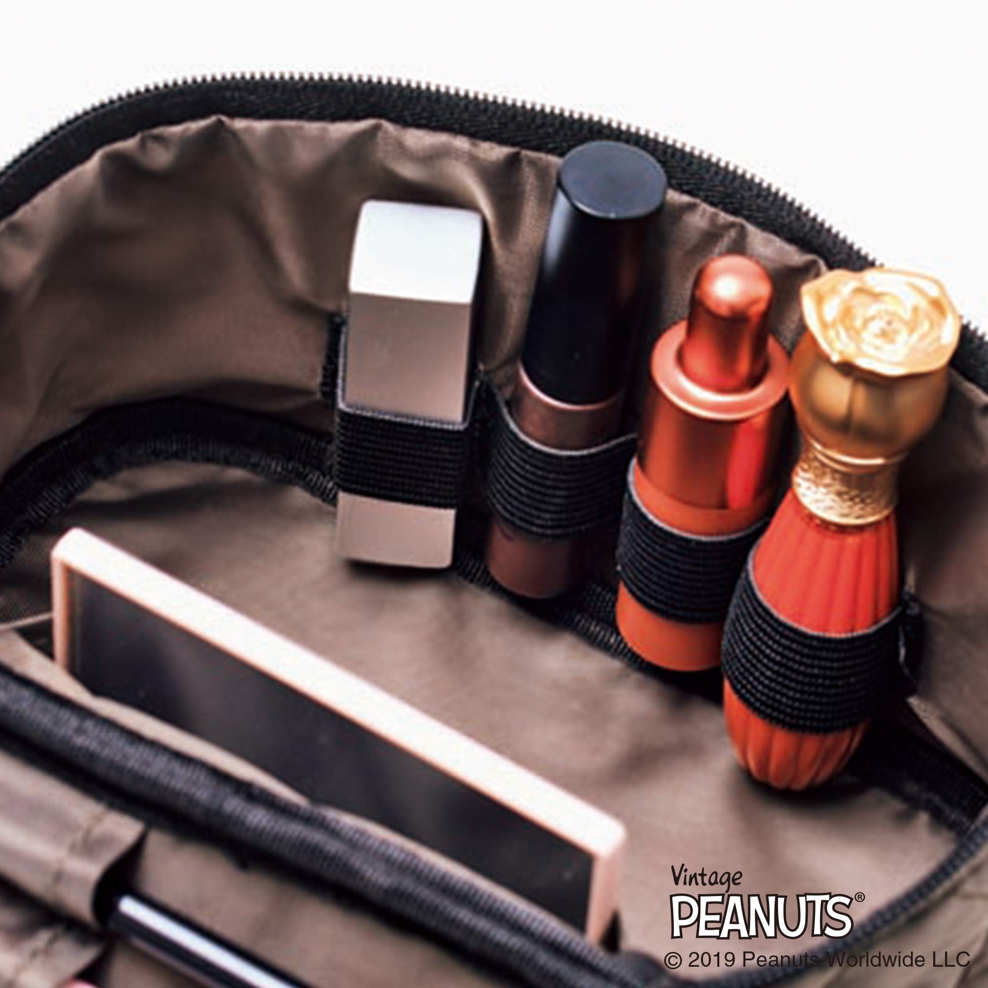 ❌เลิกจำหน่าย❌ Snoopy Vanity Pouch กระเป๋าเครื่องสำอาง (เฉพาะกระเป๋าไม่มีกระจก)