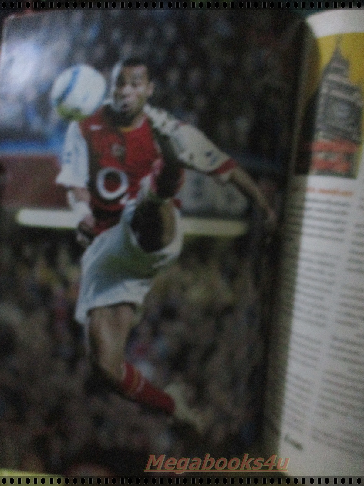 สตาร์ซอคเกอร์รายสัปดาห์ ฉบับที่1436 ปี2548 ตำหนิ ด้านล่างของเล่มมีคราบน้ำ