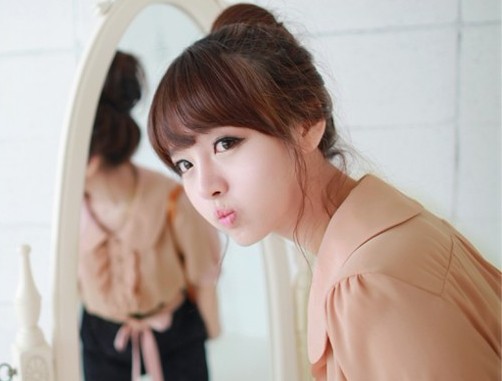 ***หมดค่ะ***เสื้อผ้าซีฟองสีชมพูอมส้ม คอปก ตีเกล็ดที่หน้าอก แขนสามส่วน สวยเหมือนแบบค่ะ