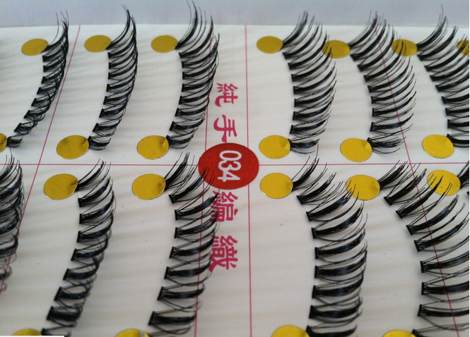 V-034 ขนตาเอ็นใส(ราคาส่ง) ขั้นต่ำ 15 เเพ็ค คละเเบบได้