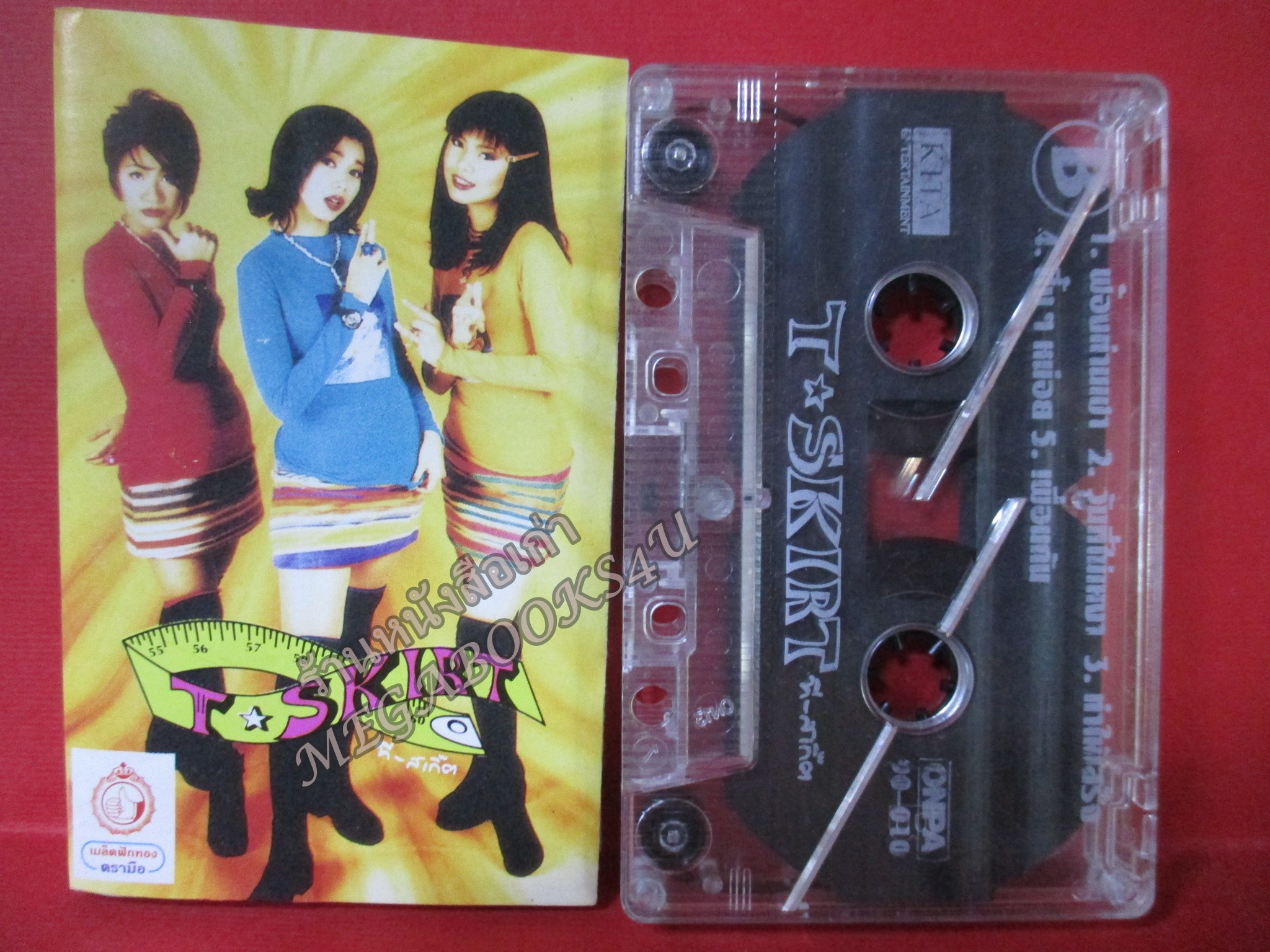 เทปเพลงไทยสากล T-SKIRT ที สเกิ๊ต อัลบั้ม T-SKIRT ตำหนิ ปกหลังมีขาดไปส่วนหนึ่ง