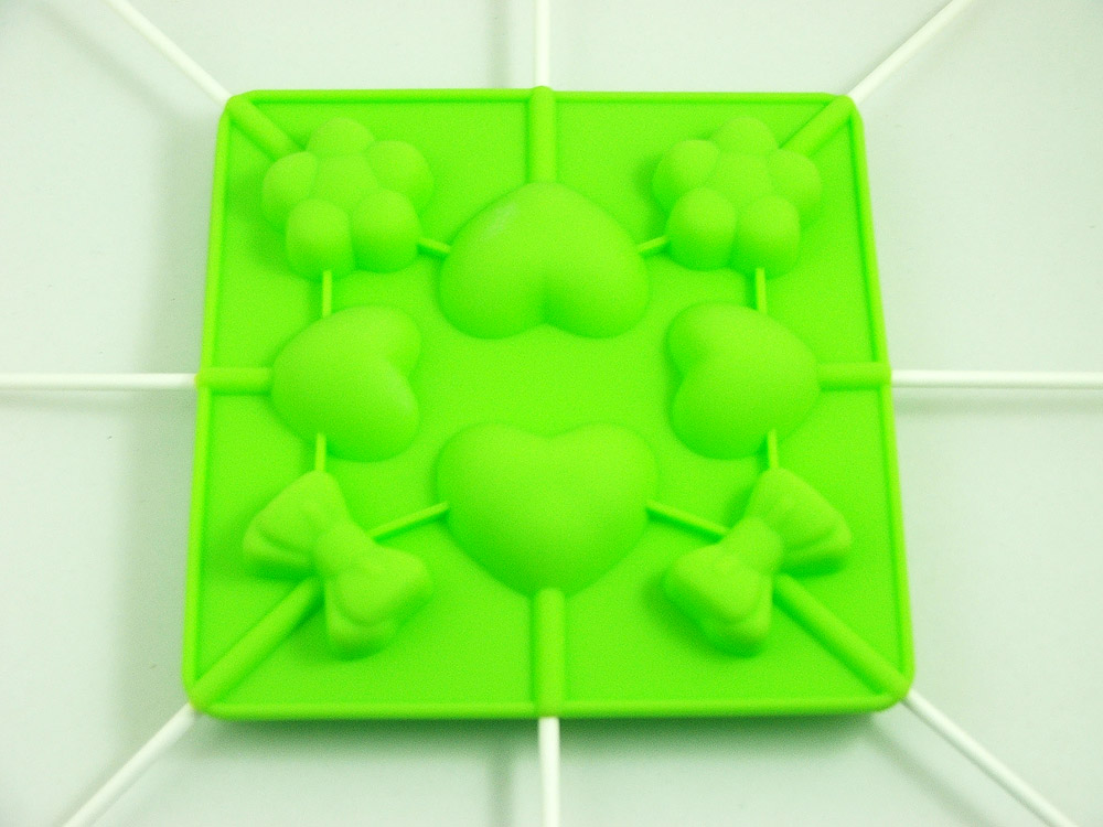 พิมพ์เค้กอมยิ้มรูปหัวใจ