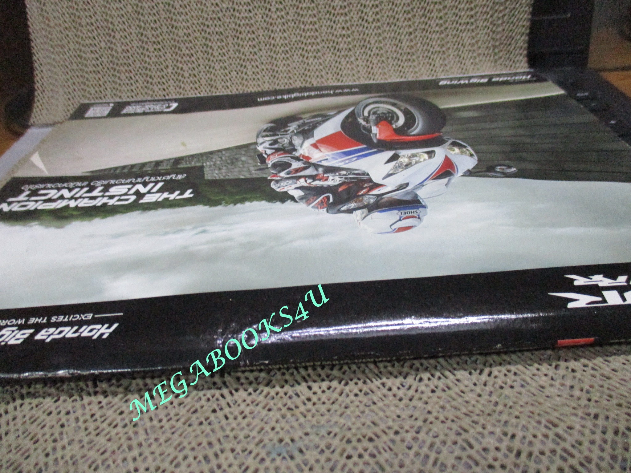 นิตยสารFHM ฉบับ139 ปี2557 นางแบบ โบวี่