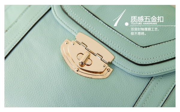 **Pre-order** กระเป๋า axixi แท้ มี 5 สี สีเขียว ชมพู ครีม บานเย็น เหลือง