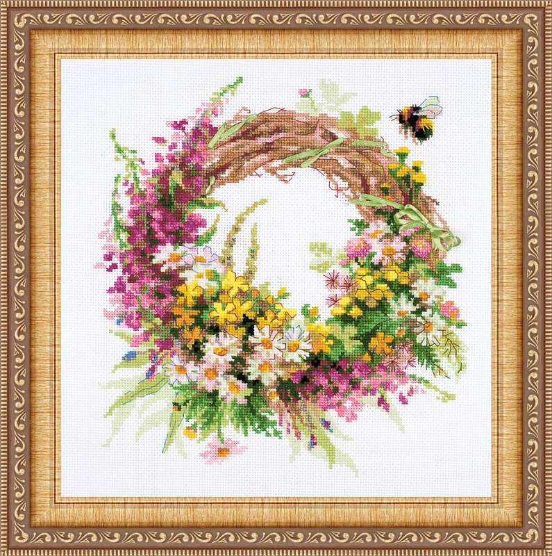 Riolis Wreath with Fireweed