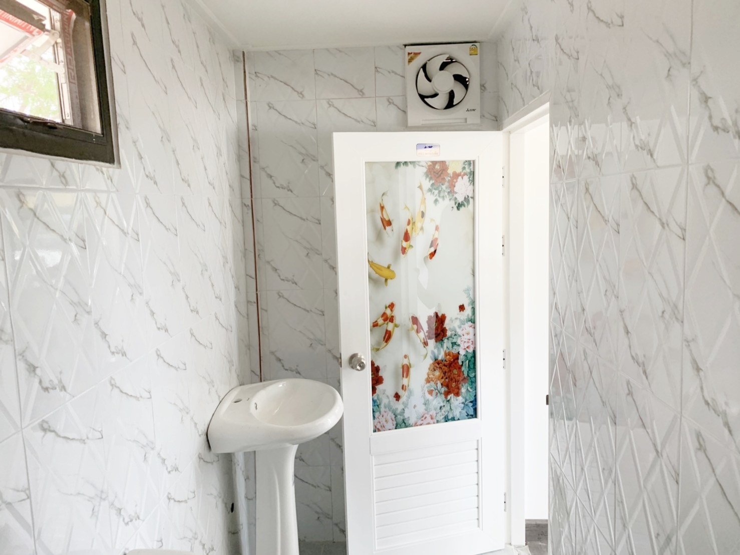 บ้านน็อคดาวน์ ขนาด 4*6 เมตร 1 ห้องนอน 1 ห้องโถง 1 ห้องน้ำ ราคา 320,000 บาท