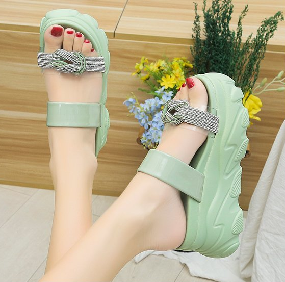 รองเท้าส้นเตารีดแบบสวมน่ารักๆสีเขียว/ครีม ไซต์ 35-39