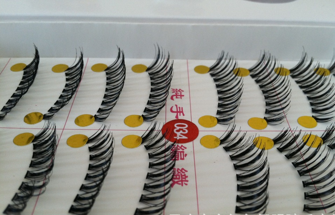 V-034 ขนตาเอ็นใส(ราคาส่ง) ขั้นต่ำ 15 เเพ็ค คละเเบบได้