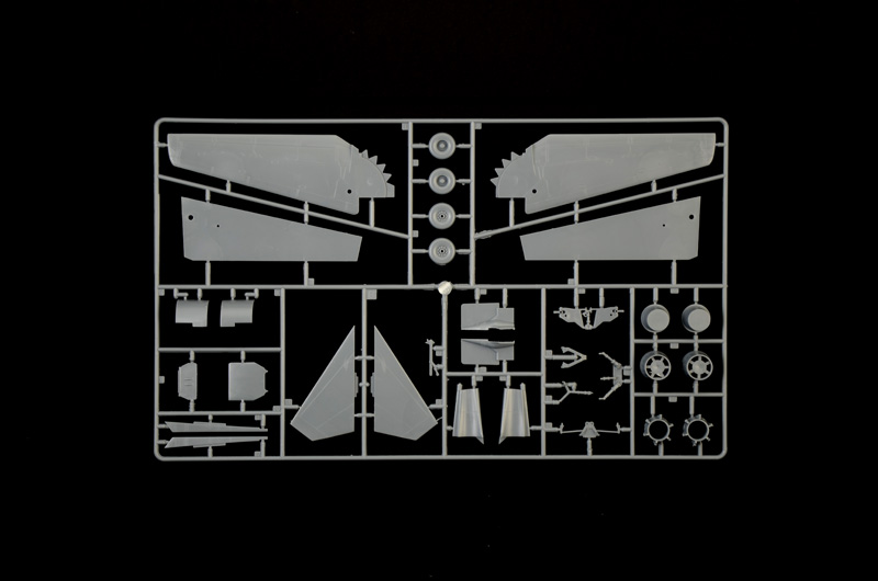 1/72 EF-111 A Raven