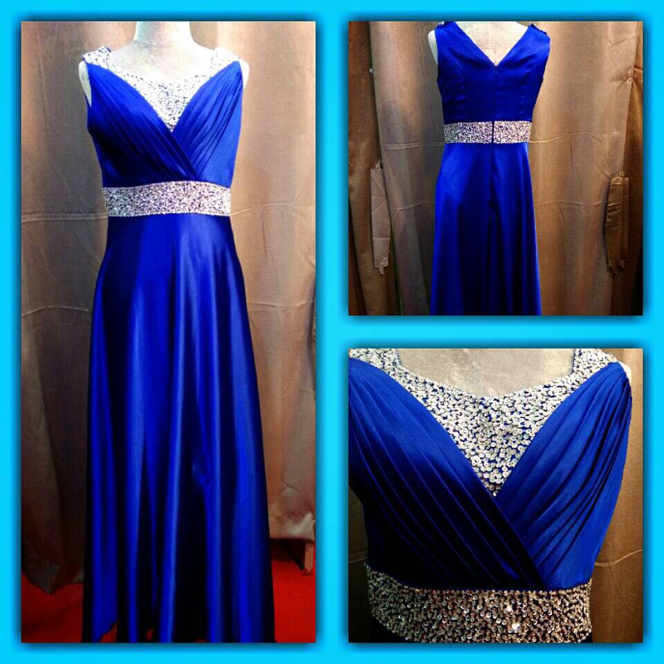 ว้าวๆๆชุดสีน้ำเงิน เพชรจัดเต็มสวยอลังไฮโซฝุดๆ