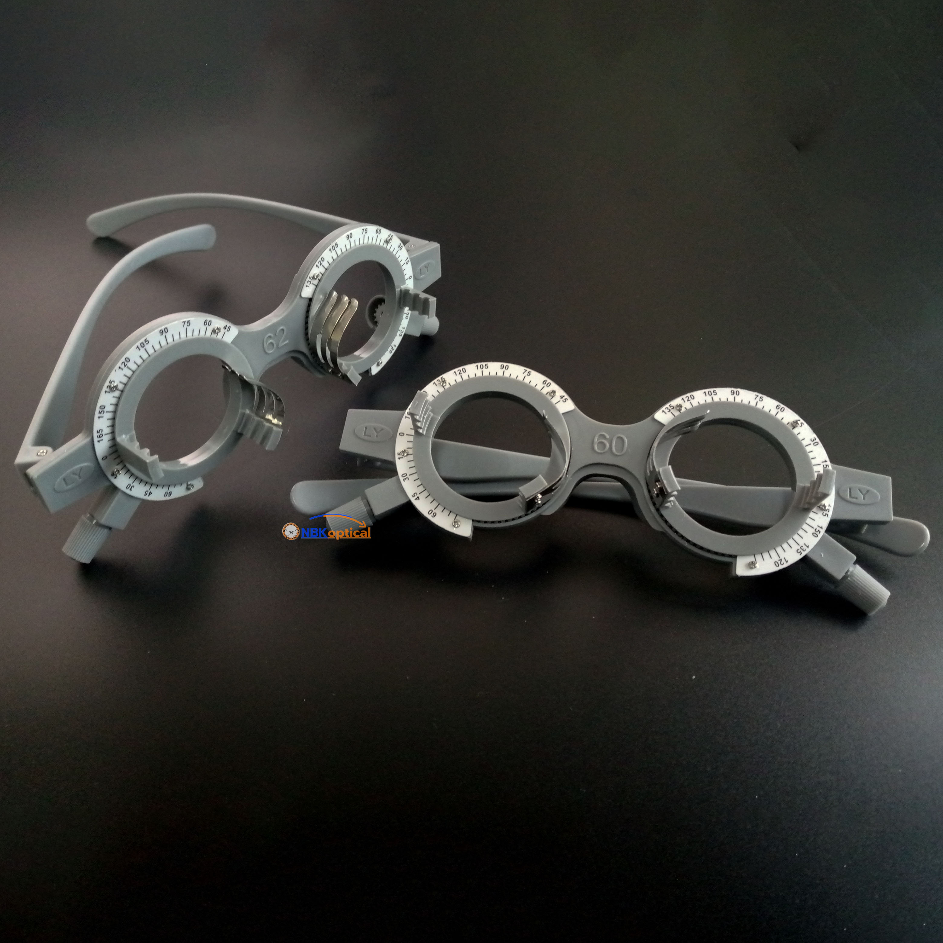 เฟรมวัดสายตาTF-C PD-60-62 สีเทา (อักษรตัวเลขอยู่ตรงกลาง)