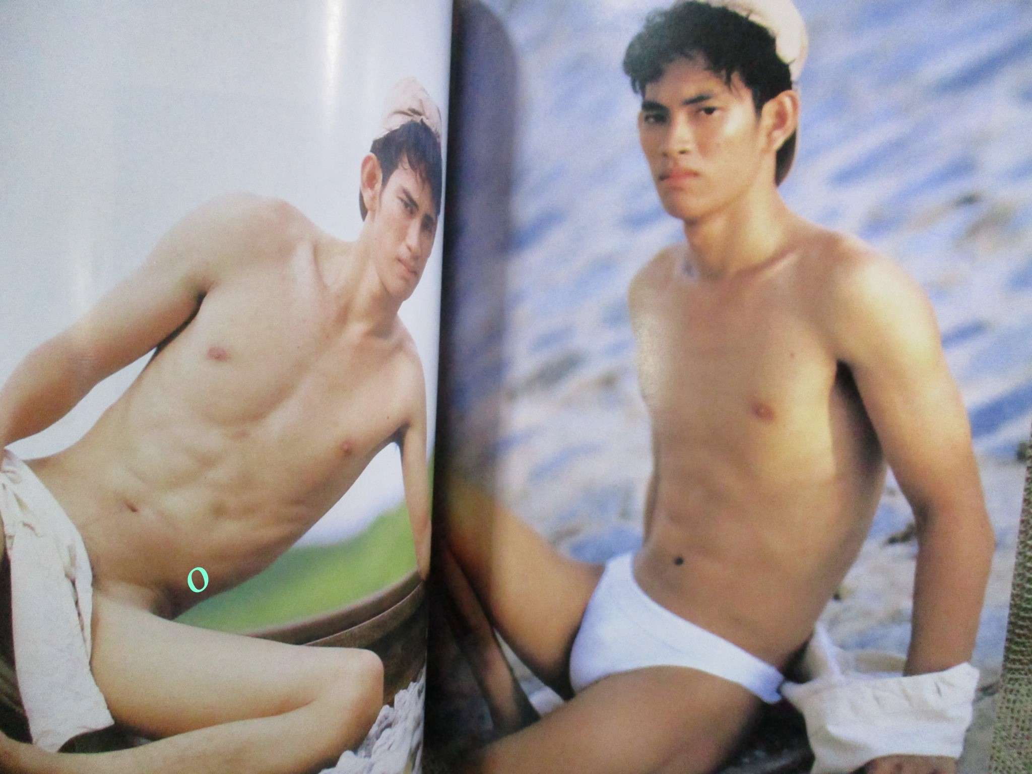 THE BEST OF GR 14นายแบบ ปกแข็ง สภาพดี