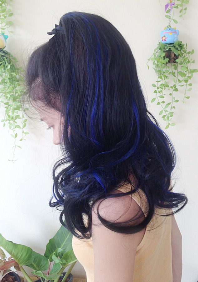 K309 หางม้า เเบบผูก ไฮไลท์สีน้ำเงิน ทรงผมสวยดูเป็นธรรมชาติคะ