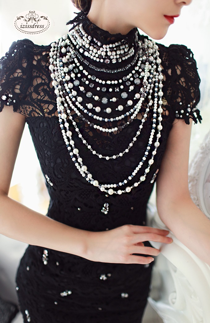 ***หมดค่ะ***เดรสผ้าลูกไม้สีดำแขนสั้นปักเลื่อมและมุก สวยหรูดูดีมากๆค่ะ