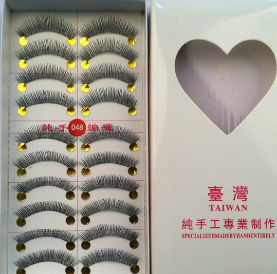 V-048 ขนตาเอ็นใส(ราคาส่ง) ขั้นต่ำ 15 เเพ็ค คละเเบบได้