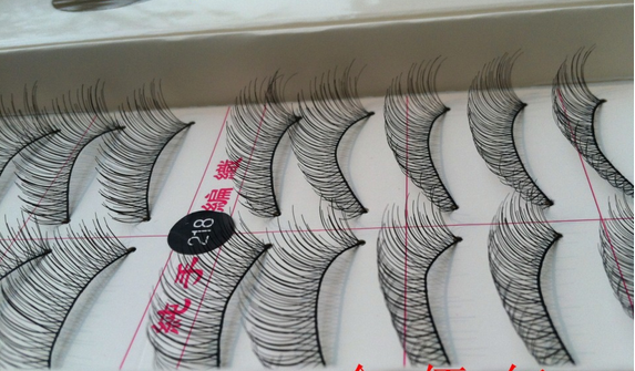 218 ขนตา(ขายปลีก) เเพ็คละ 10 คู่