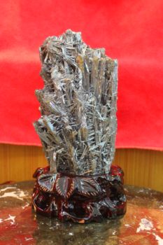 สติบไนต์ (Stibnite )