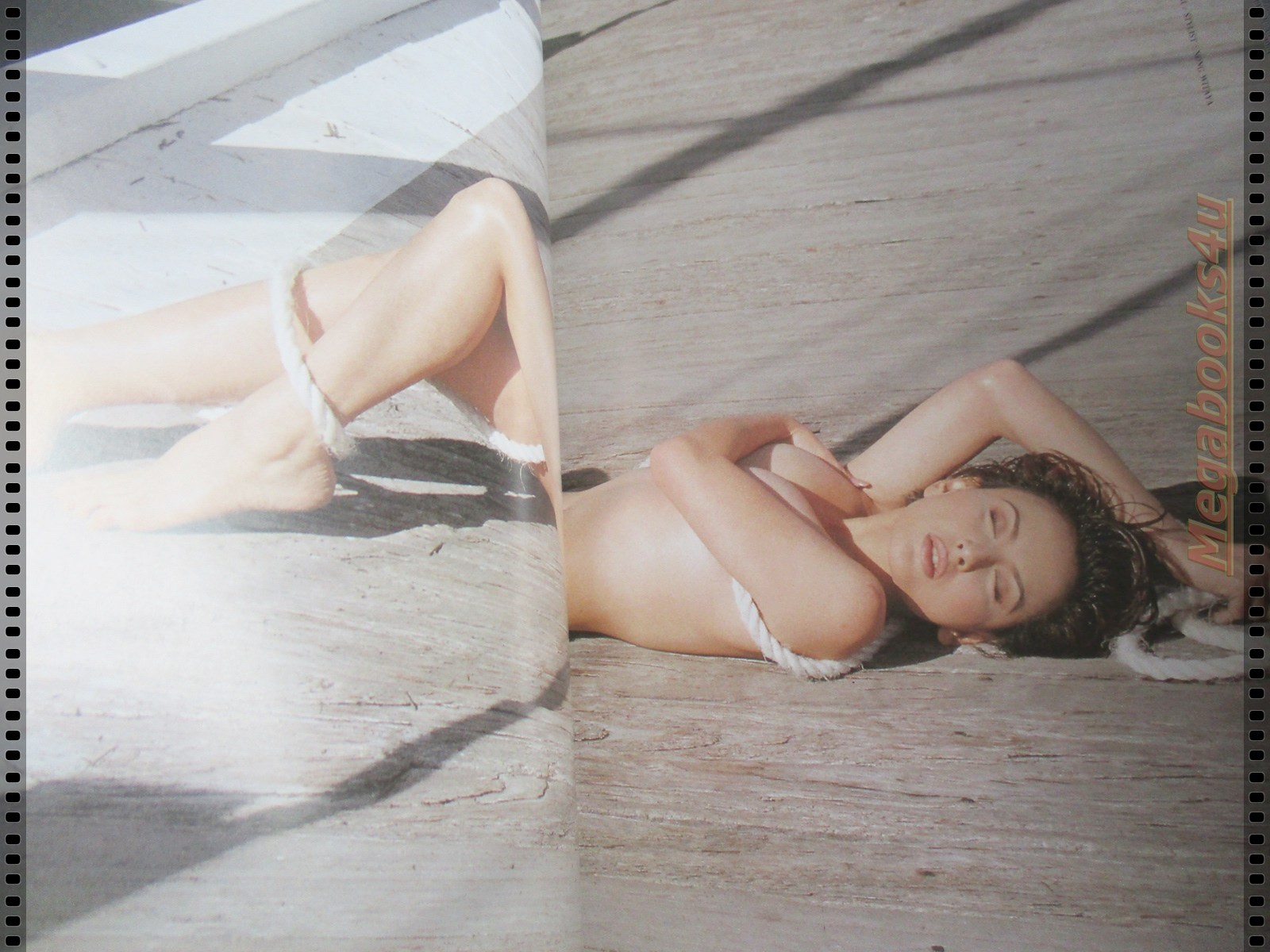 SEXY PHOTO ALBUM SPECIAL ISSUE THIDA TEERARAT