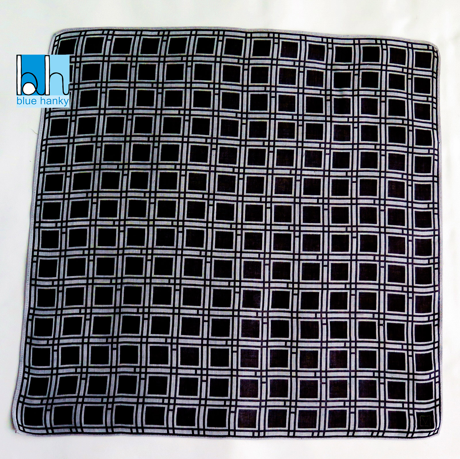 #138 19" ผ้าเช็ดหน้ามือ2 สภาพดี ผ้าเช็ดหน้าผืนใหญ่