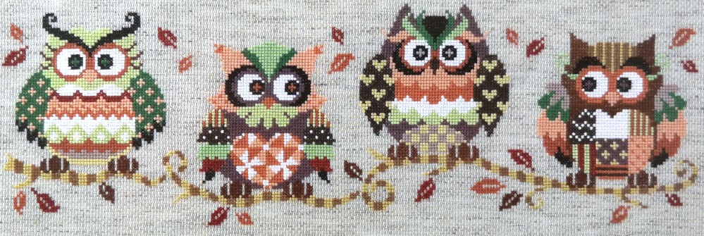 Soda ชุดปัก The Owl Family (Classic)