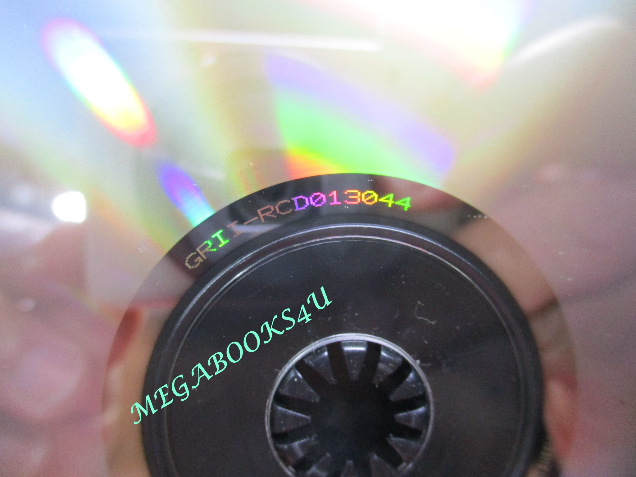 ซีดีเพลงไทยสากล TRIUMPHS KINGDOM ชุด TK VISION // ปก และ แผ่นมีรอยเล็กน้อย