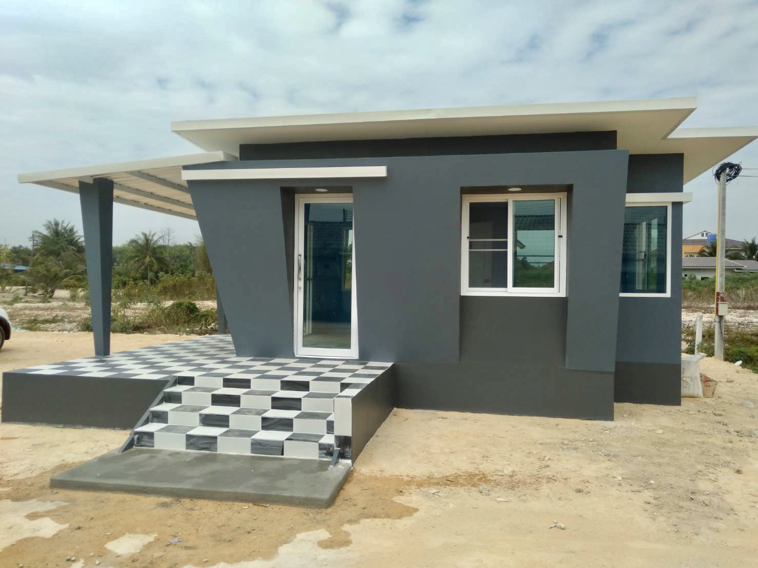 บ้านทรงโมเดิร์น ขนาด 3*5.5 ระเบียงรอบบ้าน