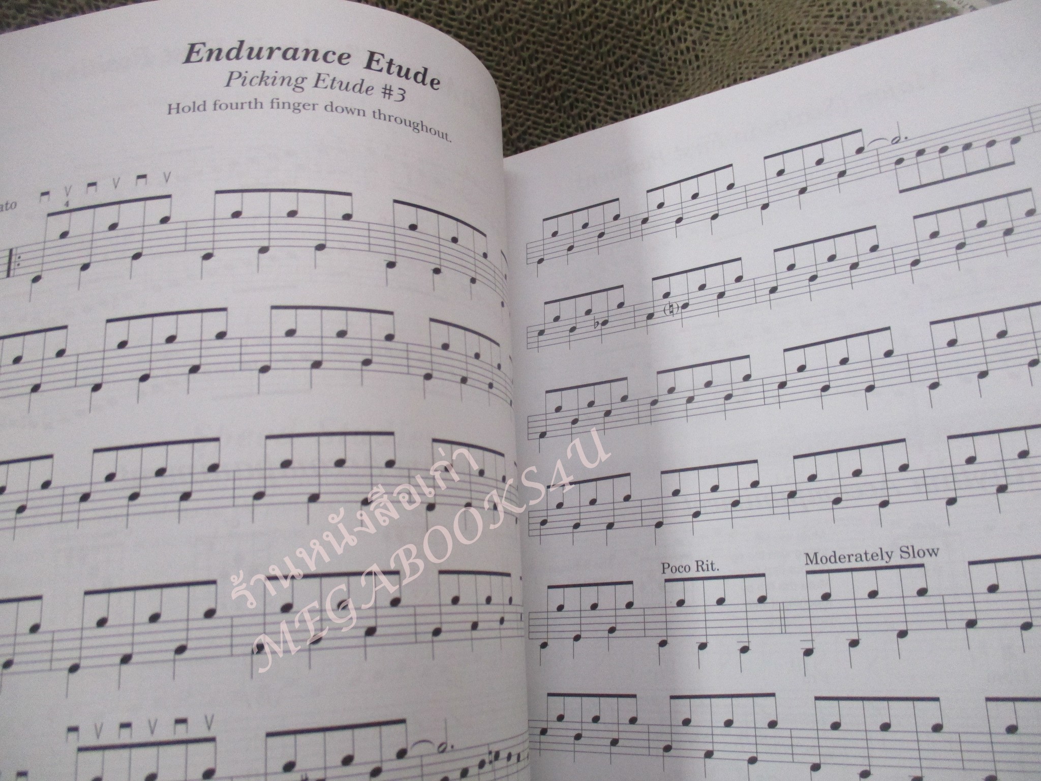 คู่มือเรียนกีต้าร์ A MODERN METHOD FOR GUITAR Vol.01 / WILLIAM LEAVITT