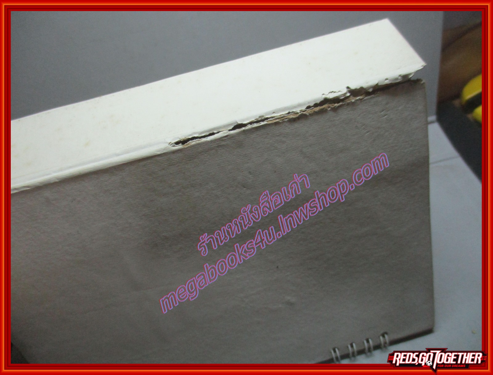 ปฏิทิน ดอกไม้ในวรรณคดีไทย ปี2529 ของธนาคารไทยพาณิชย์ ผ่านการใช้งาน มีขีดเขียนบนตารางวันที่ มีรอยขาดตรงสันกระดาษแข็ง