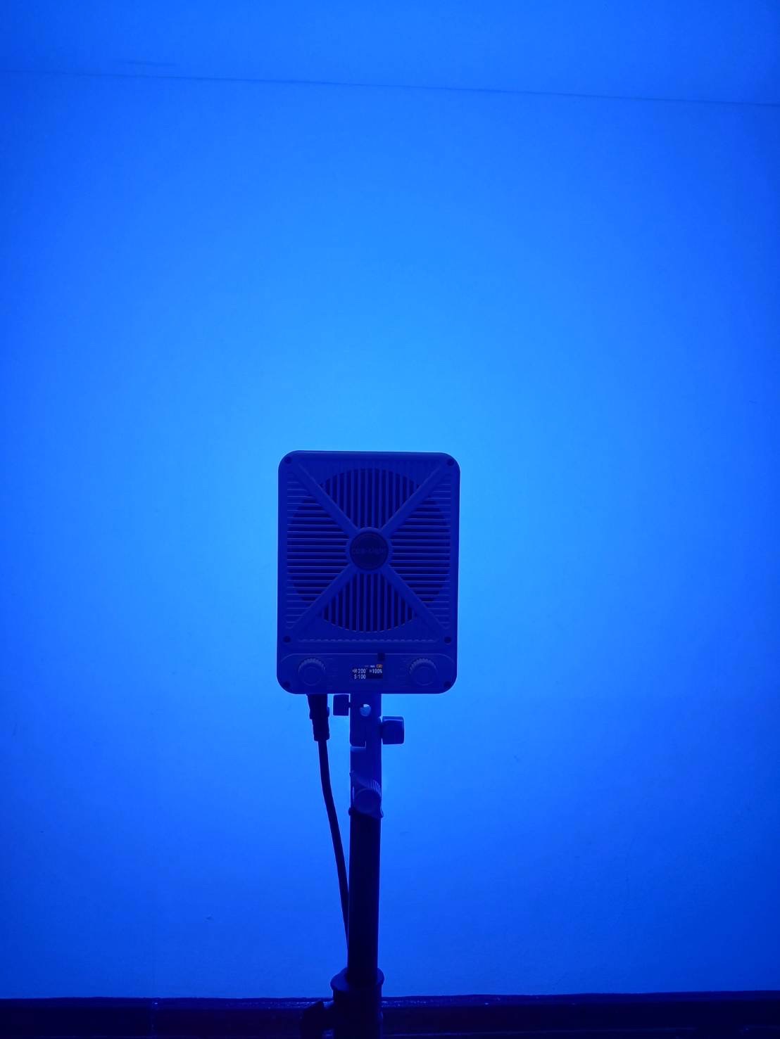 EQ231RGB-L ExpertiQ 230W RGB Color LED with 2.8M Light Stand + Lantern 65cm Softbox Set 1X