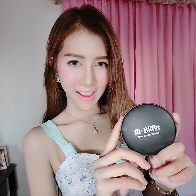 M-Blithe เอ็มบลายท์ เชียร์ แมท พาวเดอร์