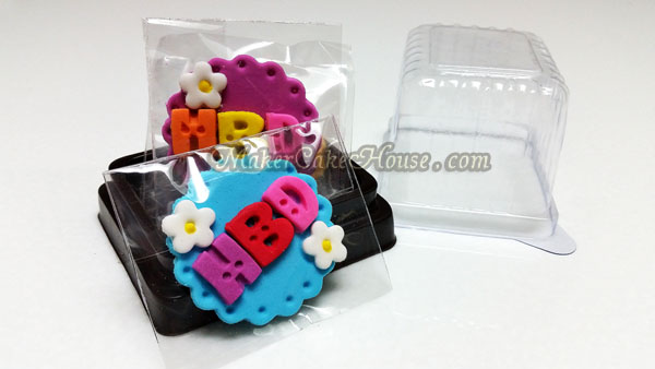 กัมเพสป้ายกลม ดอกไม้ พร้อมคำว่า HBD ( 4 ชิ้น )