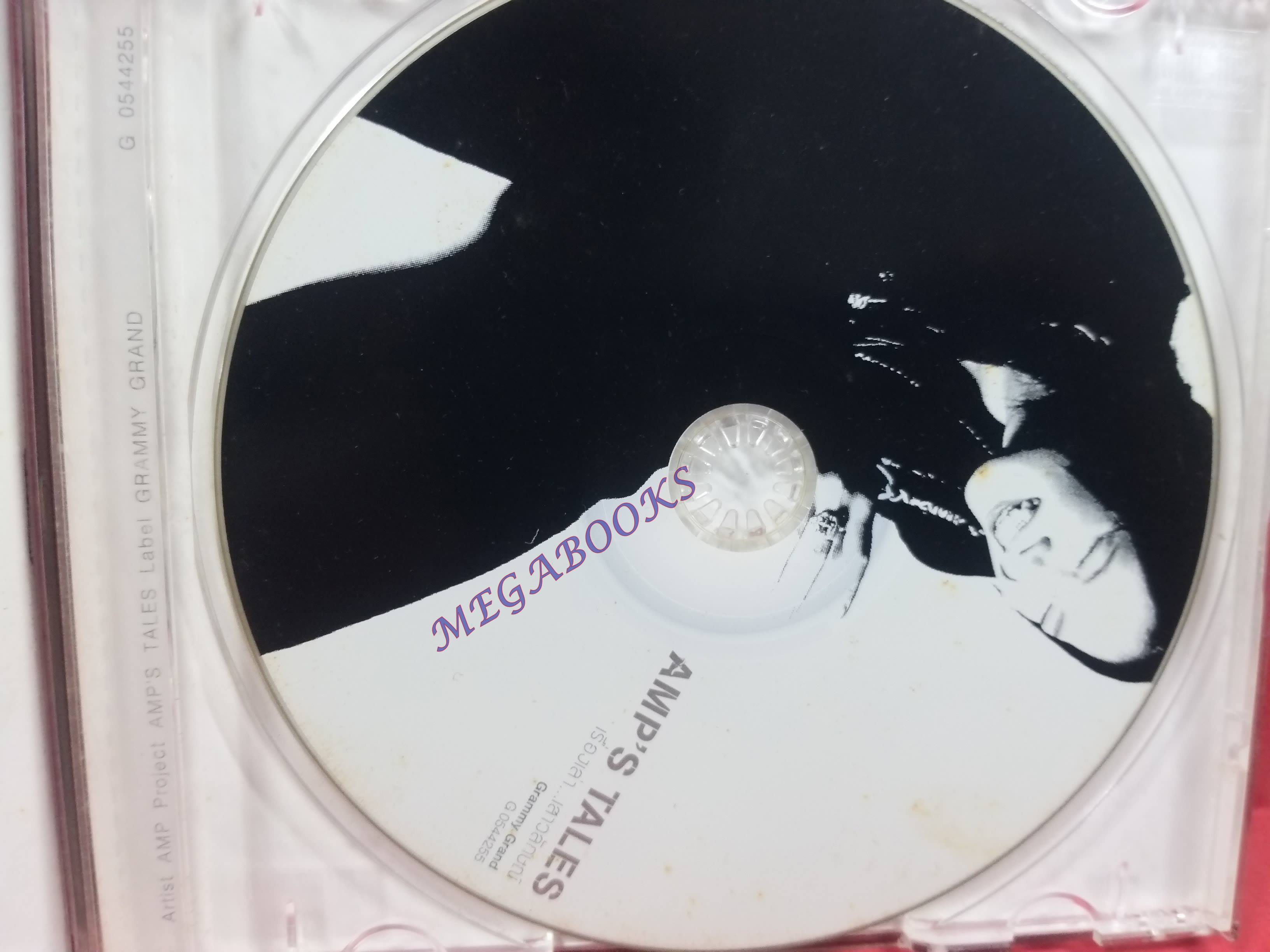 ซีดีเพลงไทยสากล แอม เสาวลักษณ์ ชุด Amp's Tales เรื่องเล่า..เสาวลักษณ์" // ปกสวย แผ่นสวย มีรอยนิดเดียว