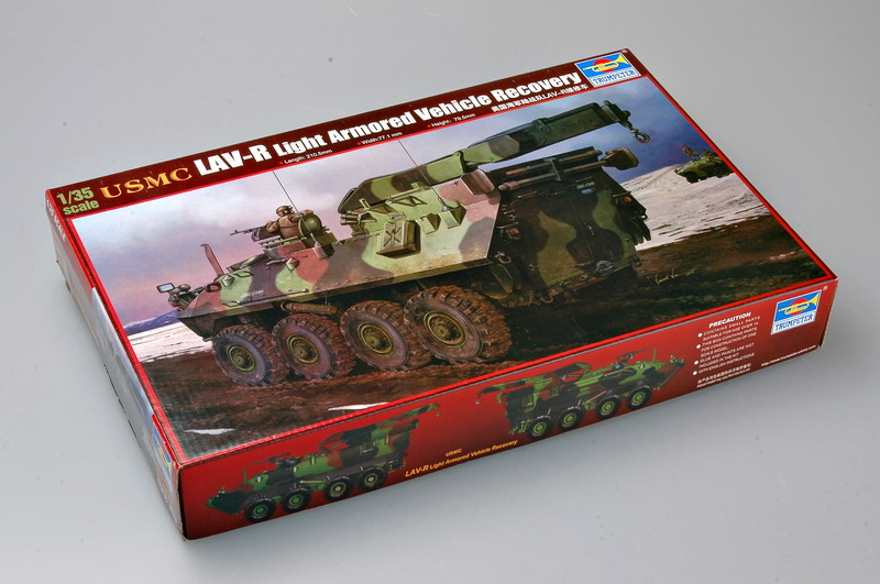 1/35 USMC LAV-R Light Armored Vehicle Recovery