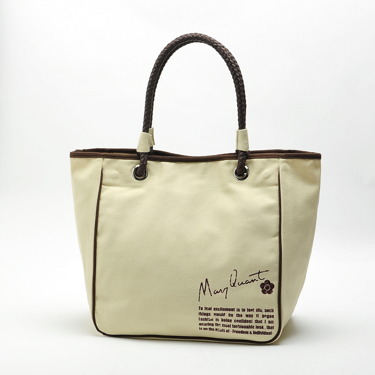MARY QUANT กระเป๋าผ้าที่สามารถใช้เป็นกระเป๋าเก็บอุณหภูมิ ตัวกระเป๋าเก็บอุณหภูมิข้างในถอดออกได้
