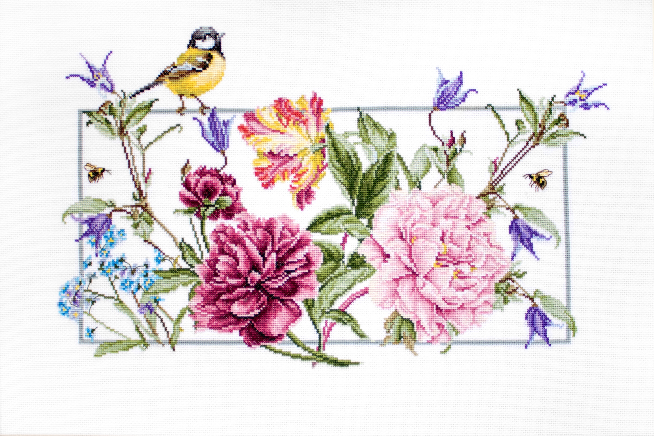 Luca-S ชุดปัก Spring Flowers