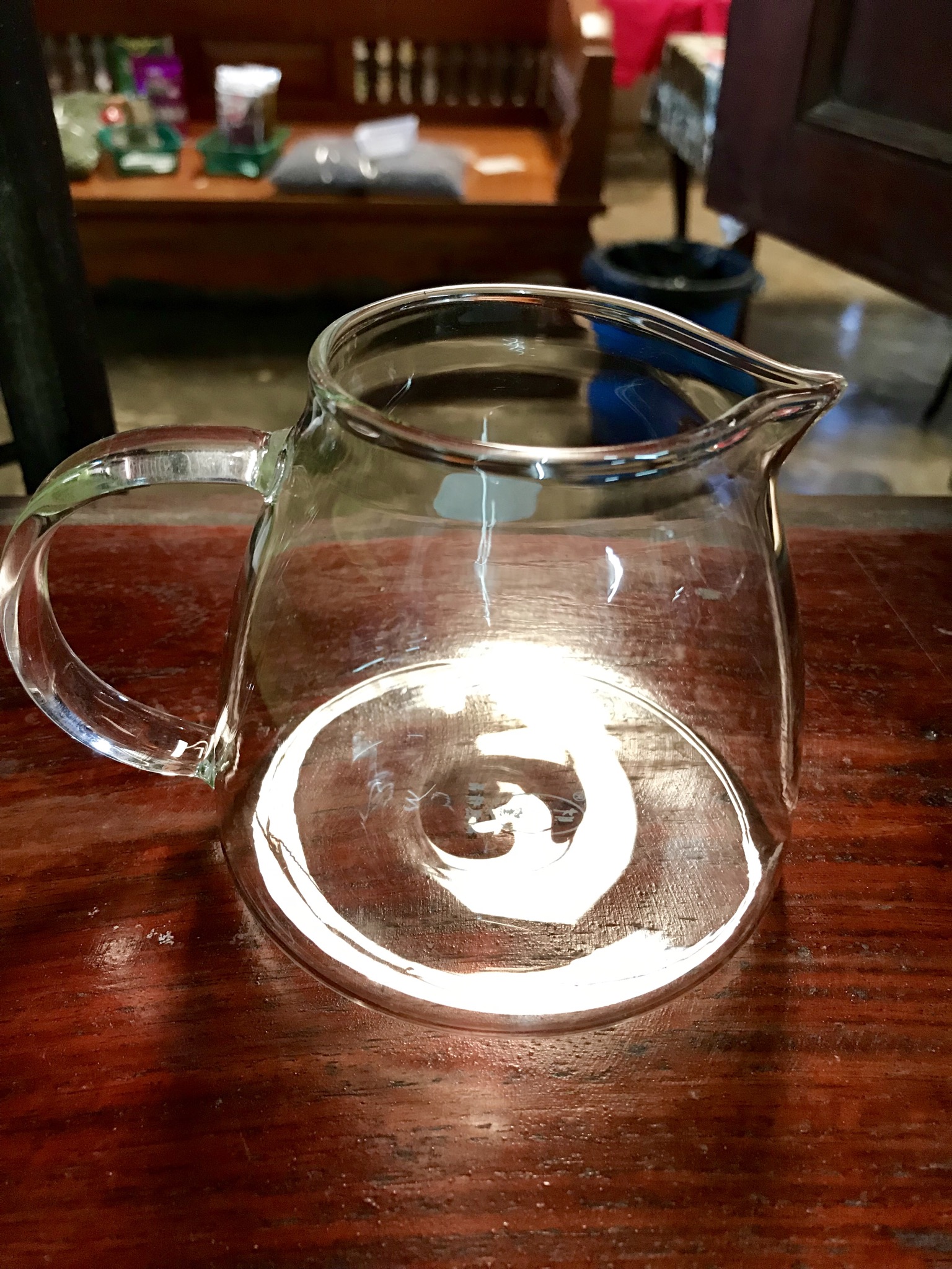 โถแก้วชงชา ทนน้ำร้อนได้ดี