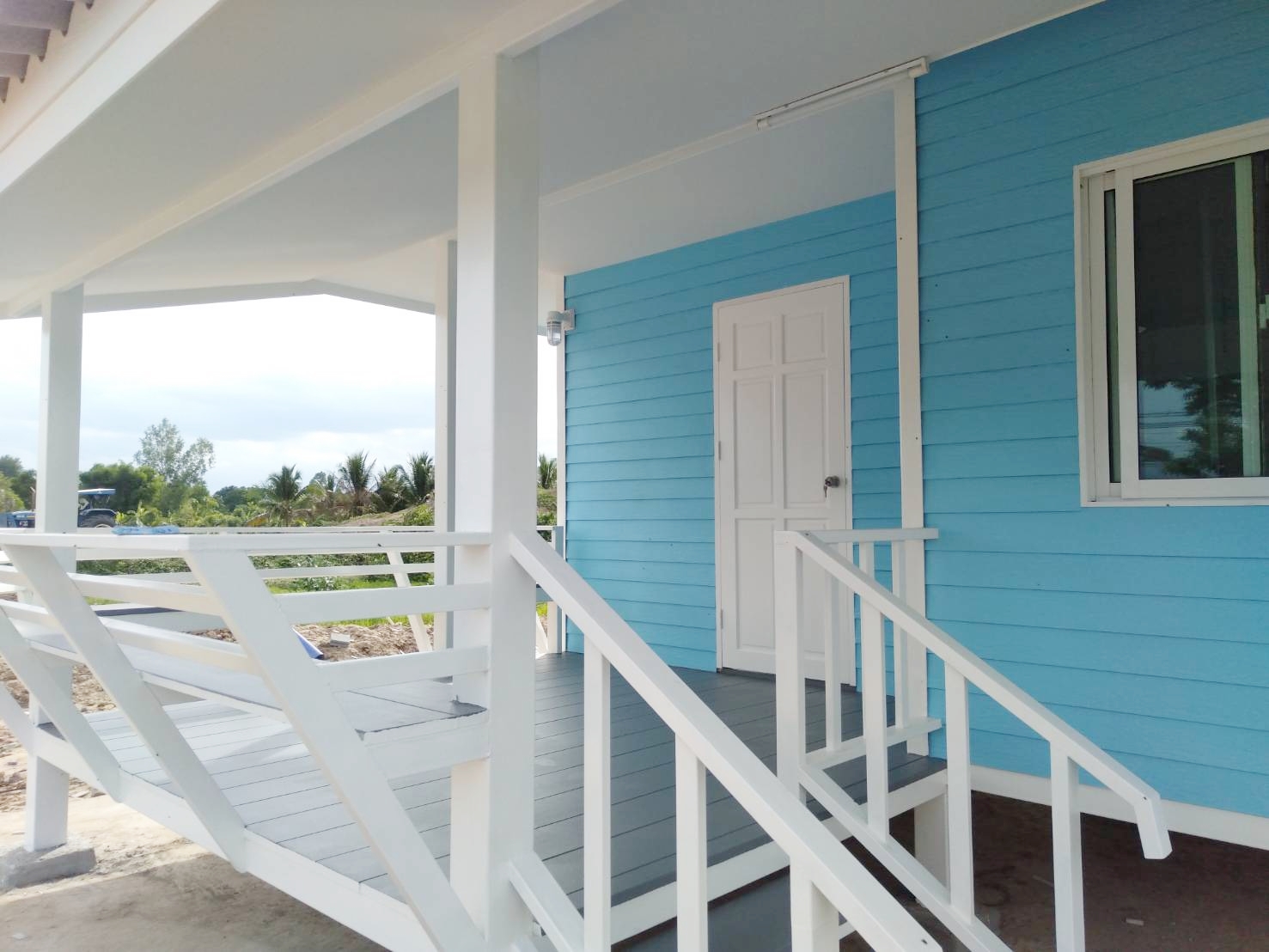 บ้านน็อกดาวน์โครงสร้างเหล็ก ขนาด 4*6 เมตร พร้อมระเบียง ขนาด 2*3 เมตร