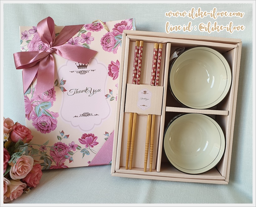 ของรับไหว้ ชุดชาม+ตะเกียบแพ็คกล่องพร้อมถุงกระดาษลายมงกุฎ