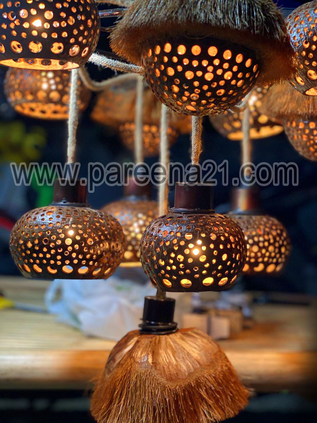 โคมไฟแชนเดอเรียกะลามะพร้าว สไตล์รีสอร์ท 1