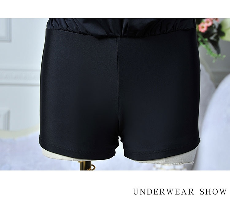 ***พรีออเดอร์***บิกินี่ชุดว่ายน้ำวันพีซ one-piece สีดำ แต่งช่วงอกด้วยโบว์เล็กๆ น่ารัก เล่นดีเทล sexy เล็กๆ โชว์แผ่นหลัง ด้วยสายบราคู่สลับไขว้กัน ช่วงกระโปรงแต่งระบาย สดใสน่ารักรับลมทะเล สวยเหมือนแบบค่ะ