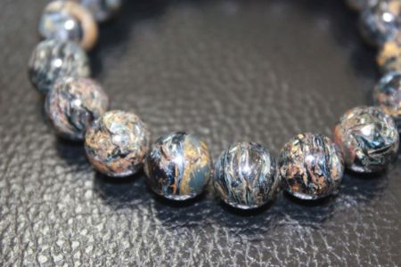 บูลปีเตอร์ไซต์ ( Blue Pietersite)