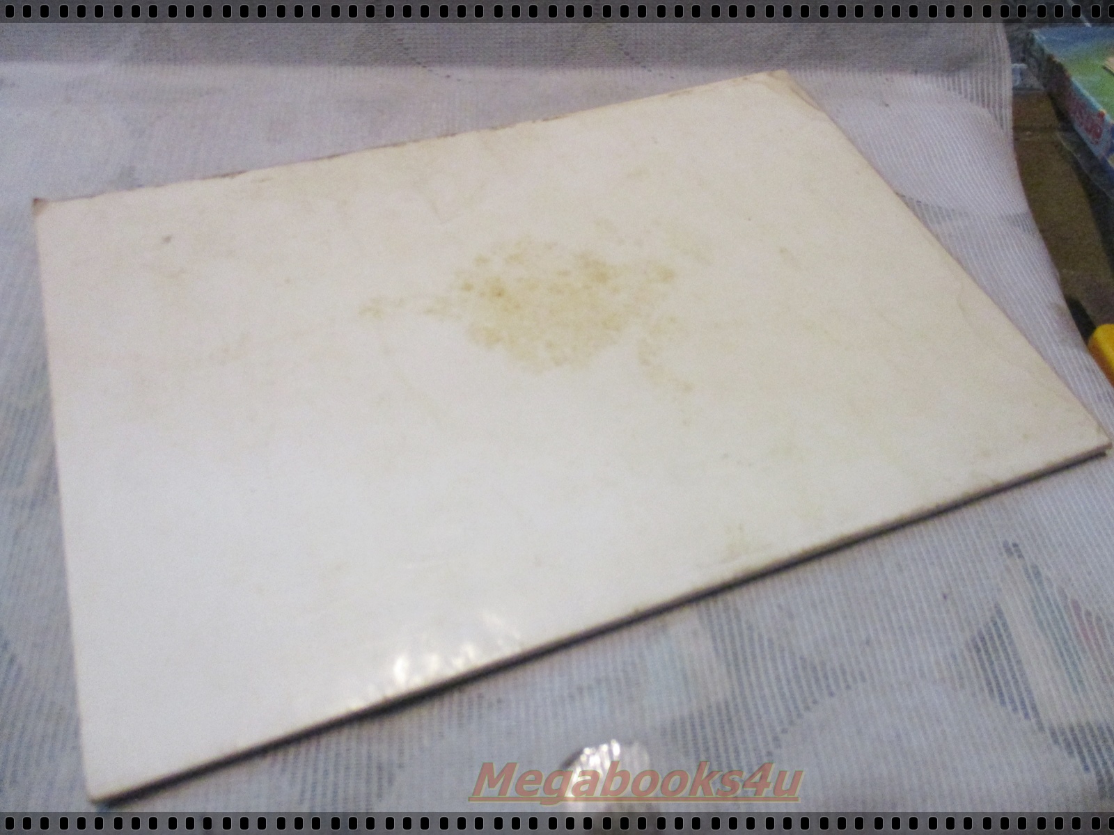 อนุสรณ์พระราชทานเพลิงศพ ท่านผู้หญิงละเอียด พิบูลสงคราม