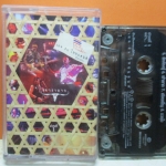 เทปเพลงเพื่อชีวิต คาราบาว ชุดบันทึกคอนเสิร์ต เมด อิน ไทยแลนด์ สังคายนา ม้วน1