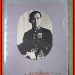 ราชทูตไทยไปยุโรปแต่โบราณมา อนุสรณ์ในงานพระราชทานเพลิงศพ นายจรูญพันธุ์ อิศรางกูร ณ อยุธยา ตำหนิ ปกหน้าและขอบปกยับ งอ ตามรูป